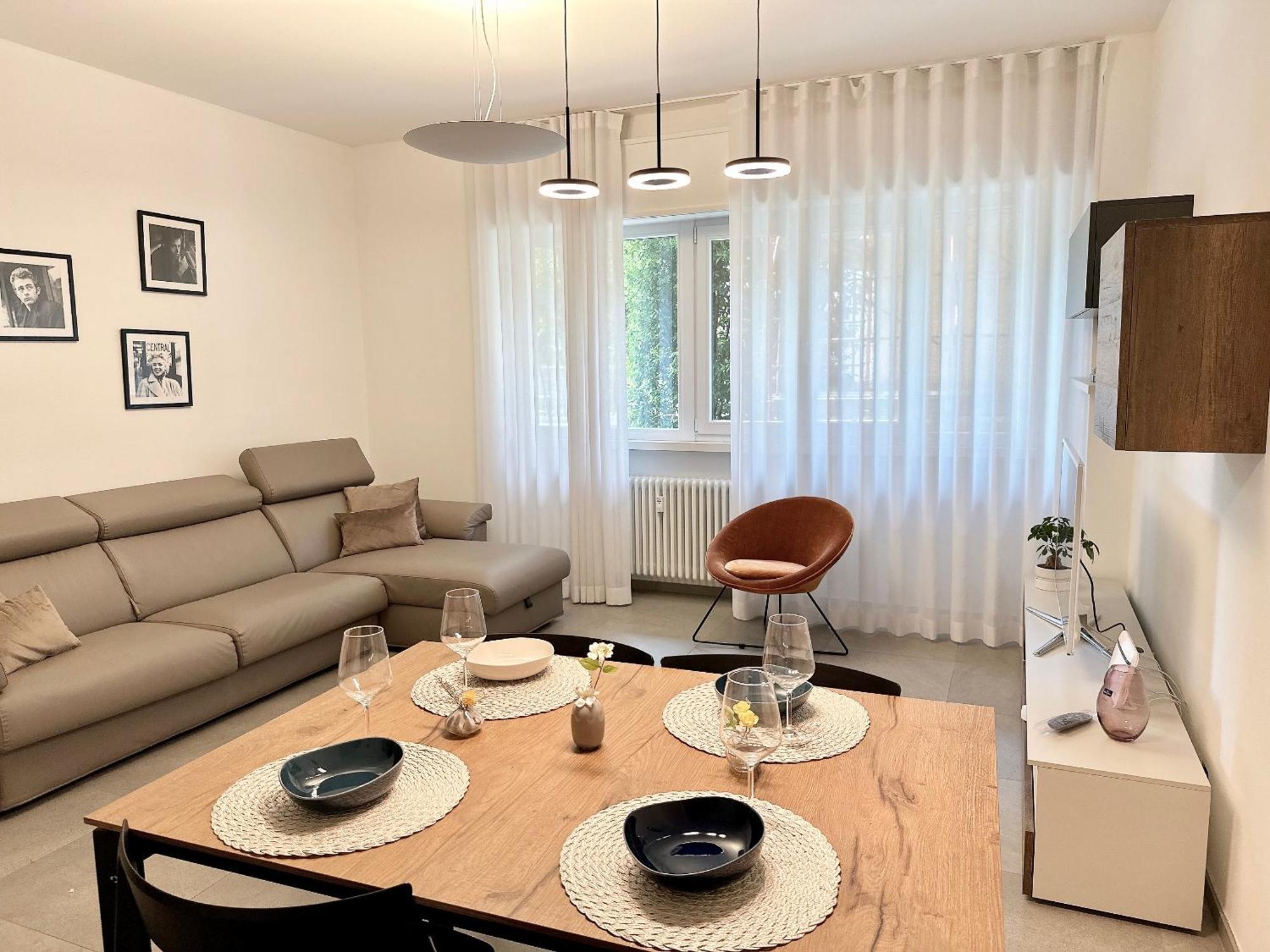 Como Charme Apartment Luaran gambar