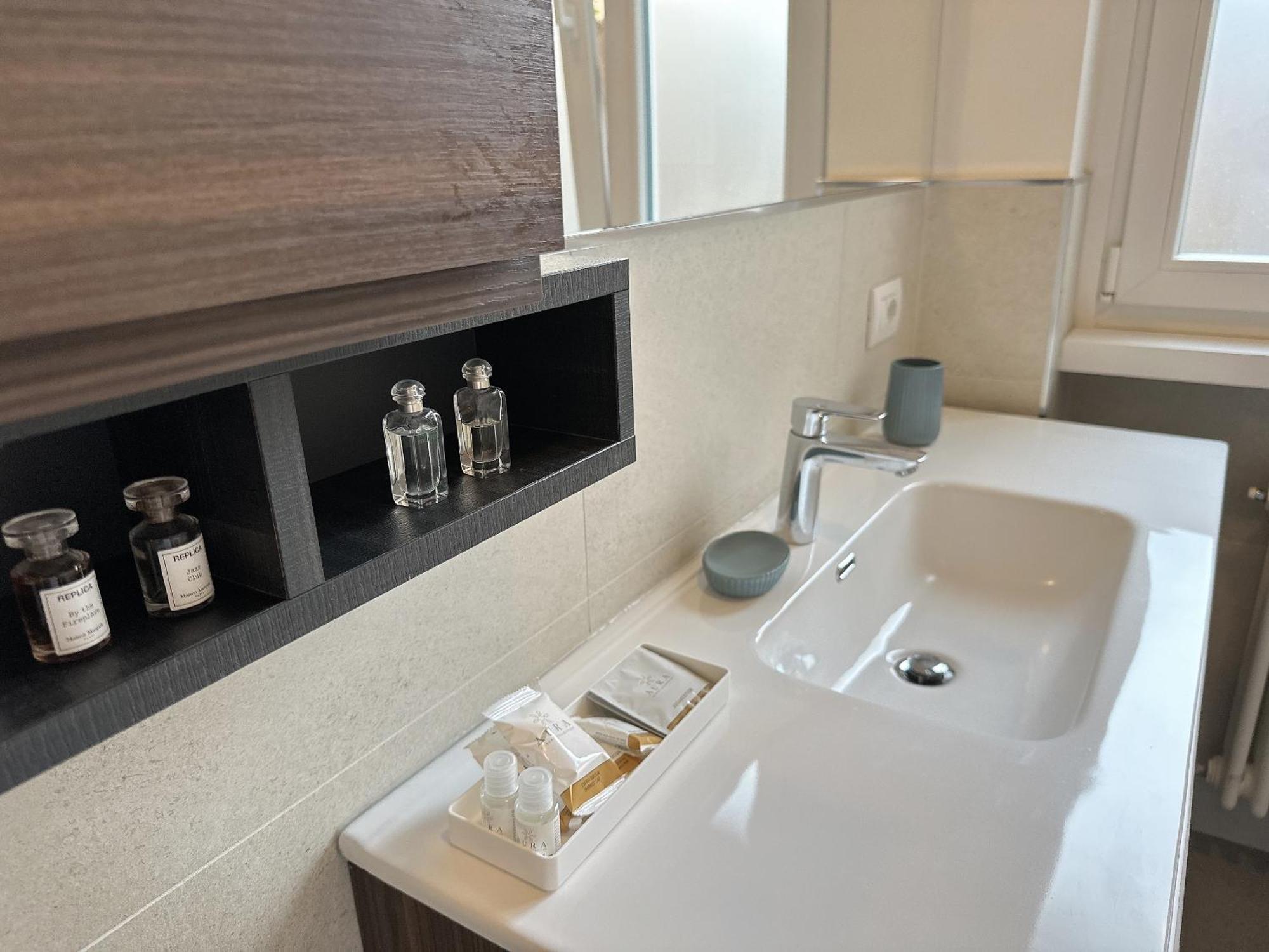 Como Charme Apartment Luaran gambar